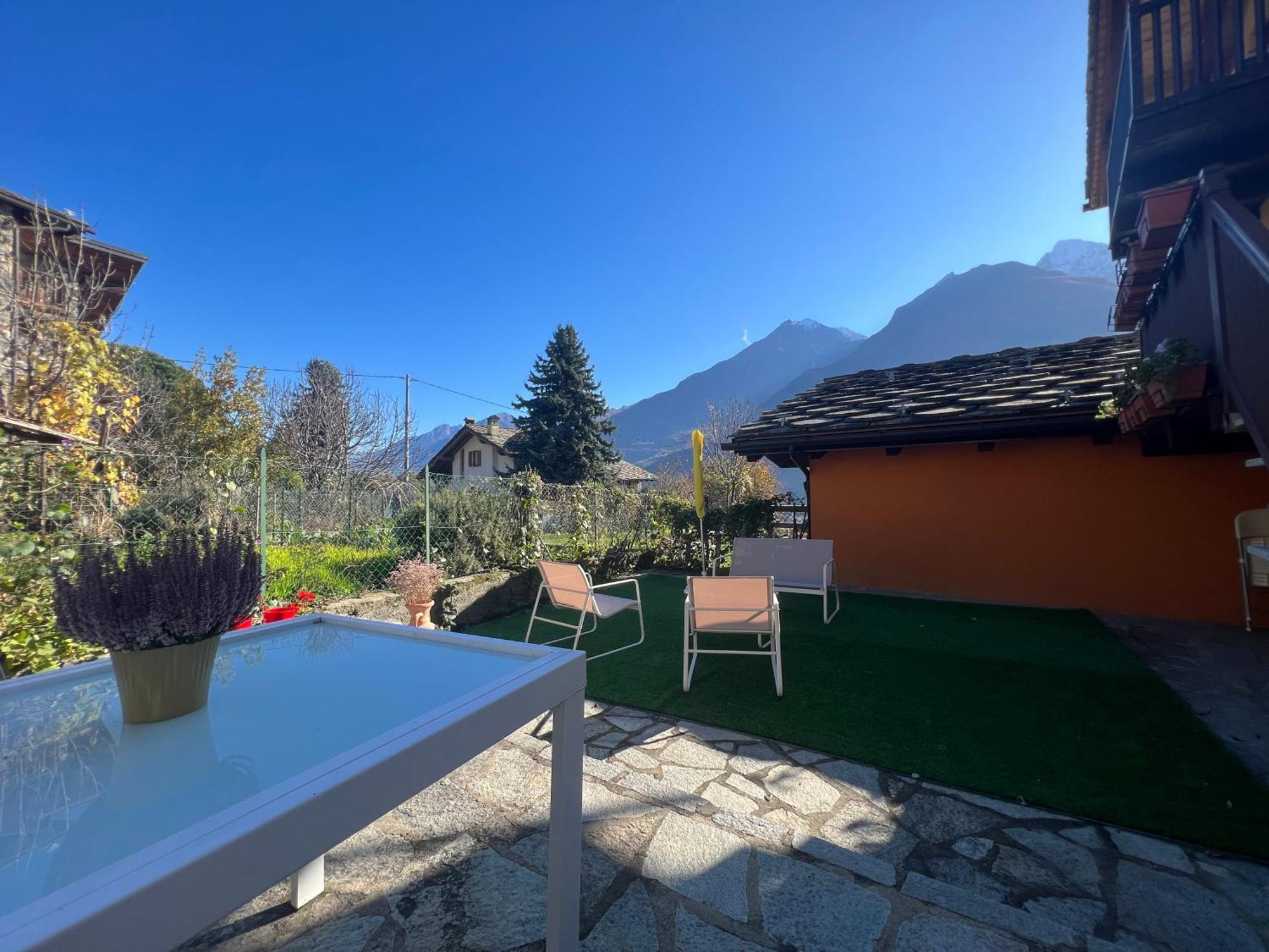 Grazioso Appartamento 1 Aosta Ngoại thất bức ảnh